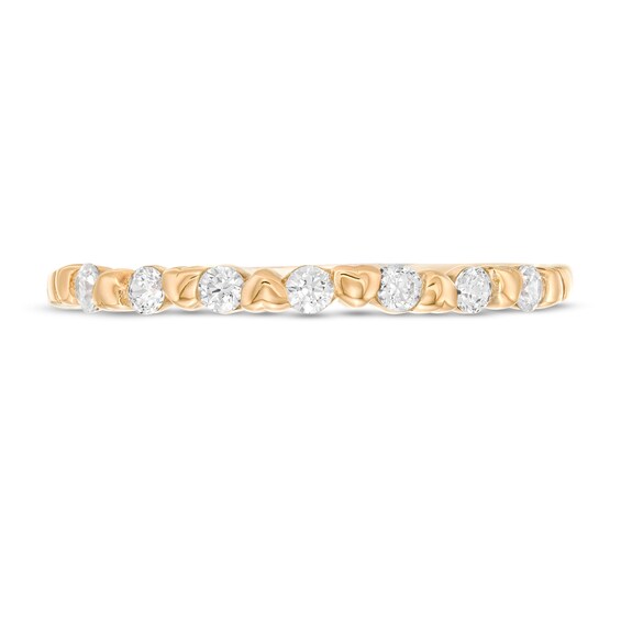 1/5 CT. T.w. Diamond Alternating Heart Stackable Band in 10K Gold