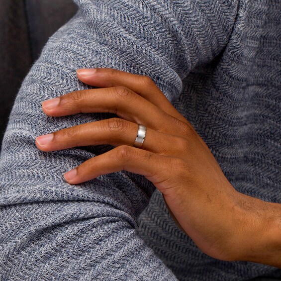 6.0mm Comfort Fit Wedding Band in Platinum