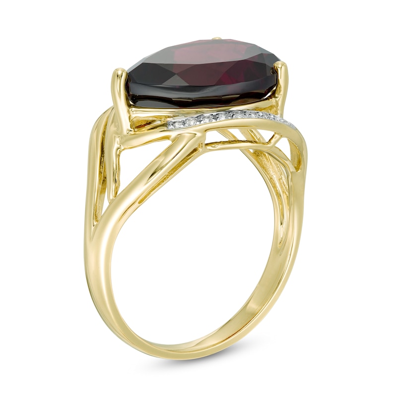 Main Image 3 of Sideways Pear-Shaped Garnet and White Topaz Split Shank Ring in 10K Gold