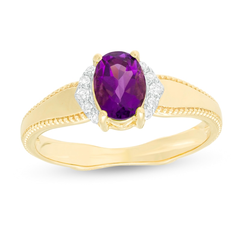 Main Image 1 of Oval Amethyst and 1/20 CT. T.W. Diamond Collar Frame Vintage-Style Ring in 10K Gold