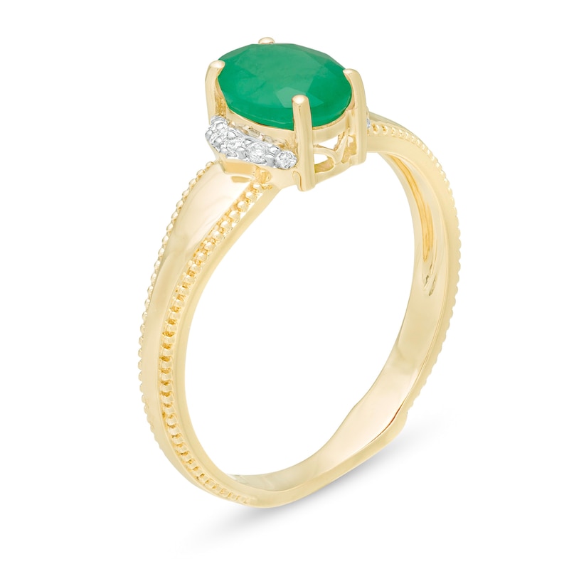 Main Image 3 of Oval Emerald and 1/20 CT. T.W. Diamond Collar Frame Vintage-Style Ring in 10K Gold