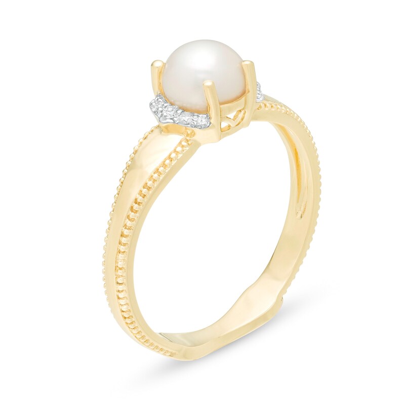 6.0mm Cultured Freshwater Pearl and 1/20 CT. T.W. Diamond Collar Frame Vintage-Style Ring in 10K Gold