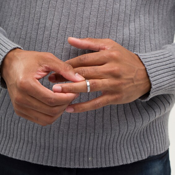1/20 CT. T.w. Diamond Quilted Wedding Band in 10K White Gold