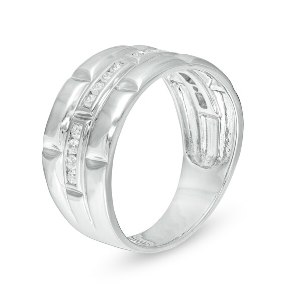 1/4 CT. T.w. Diamond Trio Station Brick Pattern Wedding Band in 10K White Gold