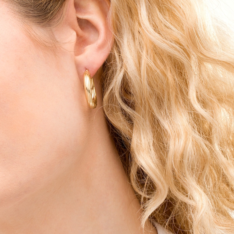 4 x 20.0mm Swirl Pattern Hoop Earrings in 10K Gold