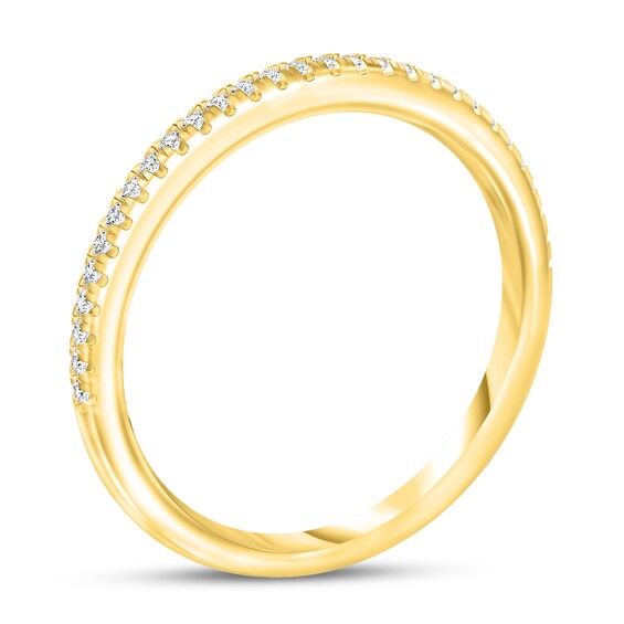 1/6 CT. T.w. Diamond Anniversary Band in 10K Gold