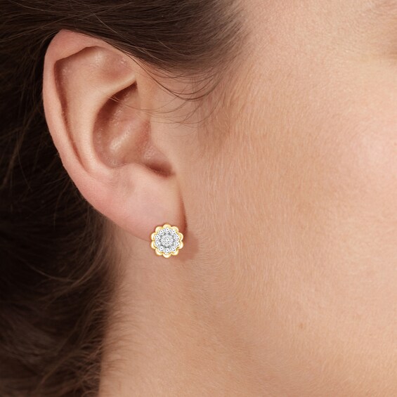 1-3/8 CT. T.W. Composite Diamond Frame Flower Stud Earrings in 10K Gold 1-3/8 CT. T.W. Composite Diamond Frame Flower Stud Earrings in 10K Gold