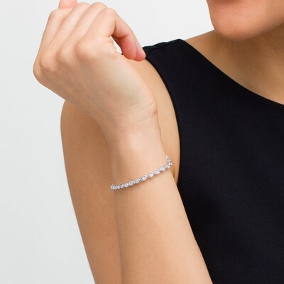 7.25" 1/10 ct Diamond Line Bracelet in Plated Brass 7.25" 1/10 ct Diamond Line Bracelet in Plated Brass
