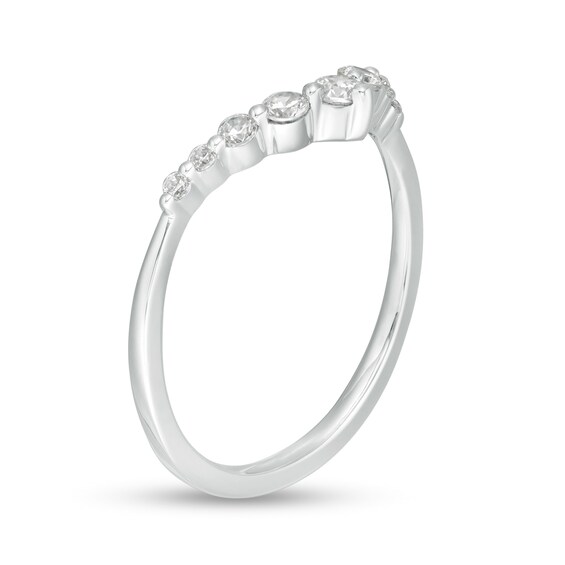 1/4 CT. T.w. Diamond Graduated Chevron Anniversary Band in 14K White Gold