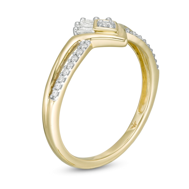 Wonder Woman™ Collection 1/5 CT. T.W. Diamond Princess Tiara Ring in 10K Gold