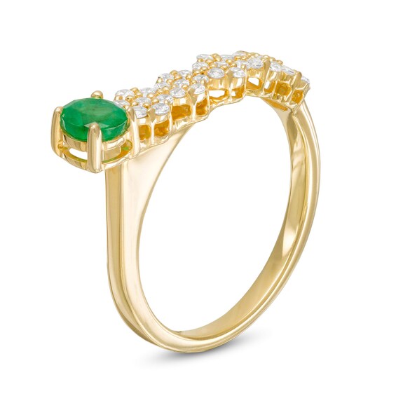 4.5mm Emerald and White Sapphire Floral Cluster Bar Ring in 10K Gold