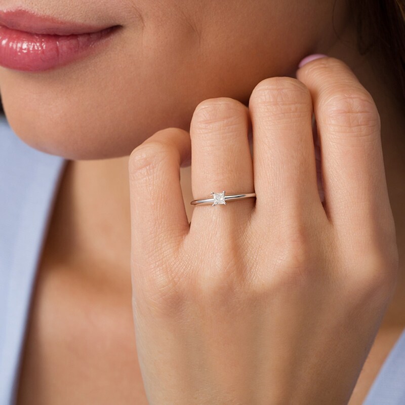 1/5 CT. Princess-Cut Diamond Solitaire Promise Ring in 10K White Gold (I/I3)