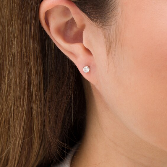 1/5 CT. Diamond Solitaire Single Stud Earring in 14K White Gold (I/I2)