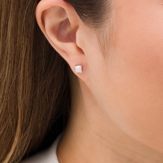 3/4 CT. Princess-Cut Diamond Solitaire Single Stud Earring in 14K White Gold (I/I2)