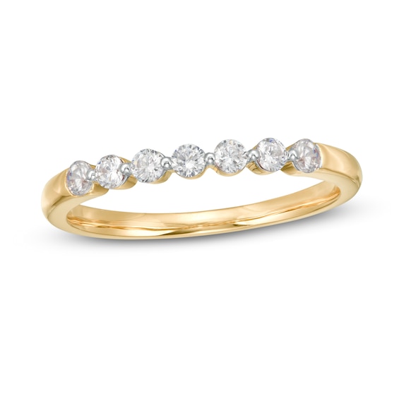 1/4 CT. T.w. Diamond Seven Stone Anniversary Band in 10K Gold