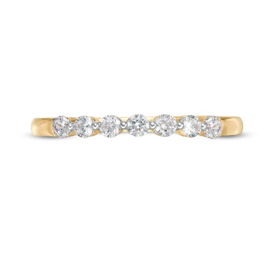 1/4 CT. T.w. Diamond Seven Stone Anniversary Band in 10K Gold