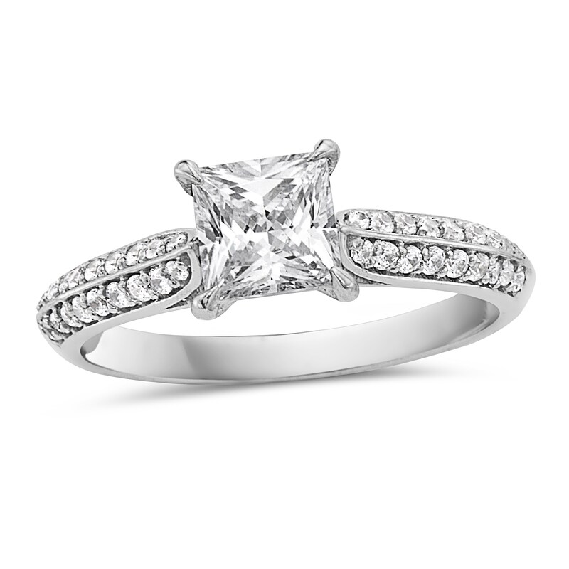 5.5 Ctw Solitaire Princess-Cut Engagement Ring in 18K Gold – Luxe