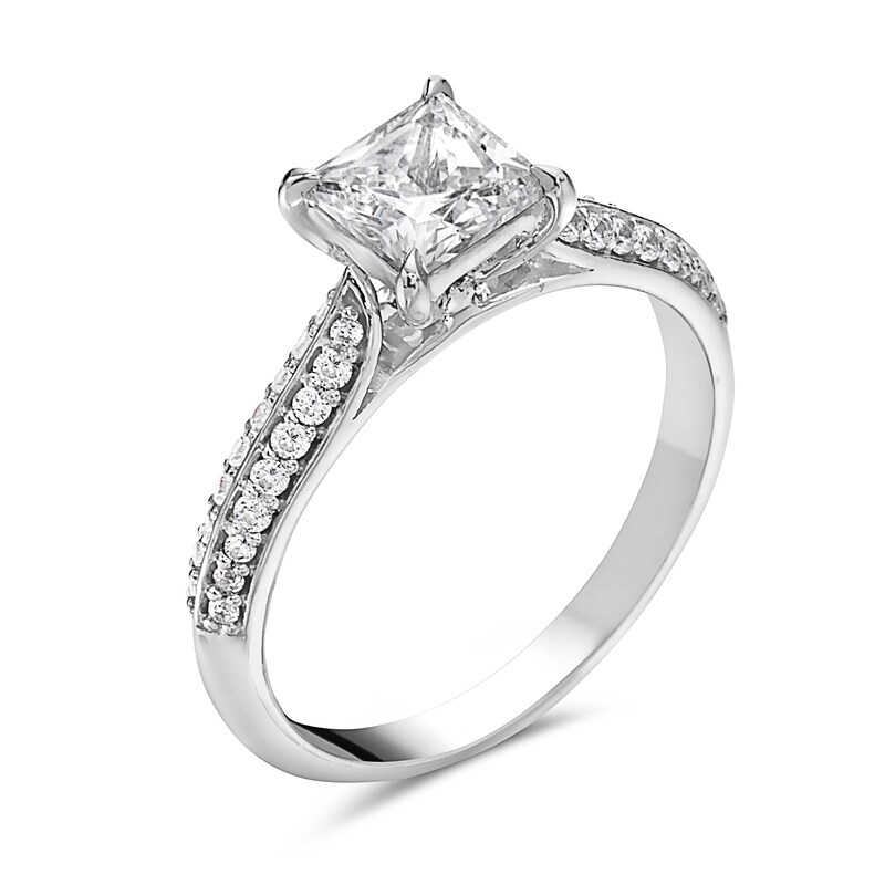 2.5 Ctw Solitaire Round Cut Engagement Ring in 18K Gold – Luxe VVS Jewelers