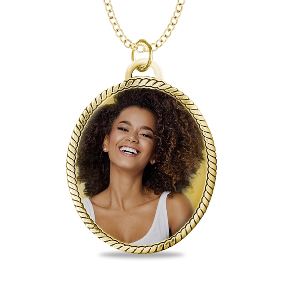 Engravable Photo Rope Frame Oval Pendant in 10K White, Yellow or Rose Gold (1 Image and 3 Lines)