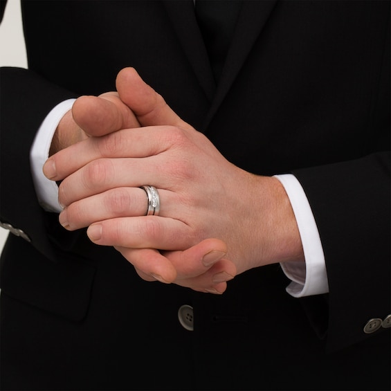 Vera Wang Men's 3/4 CT. T.w. Black and White Diamond Five Stone Wedding Band in 14K White Gold