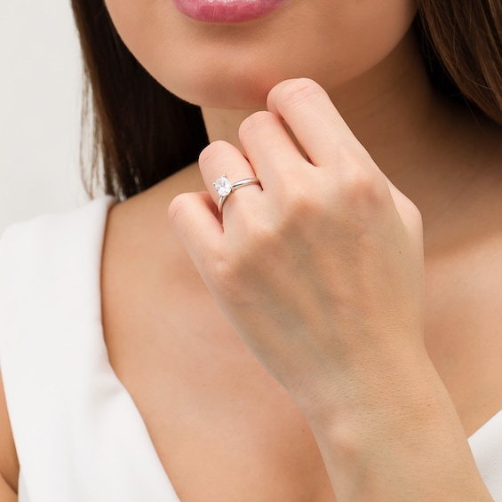 1-1/2 CT. Certified Oval Lab-Grown Diamond Solitaire Engagement Ring in 14K White Gold (F/Vs2)