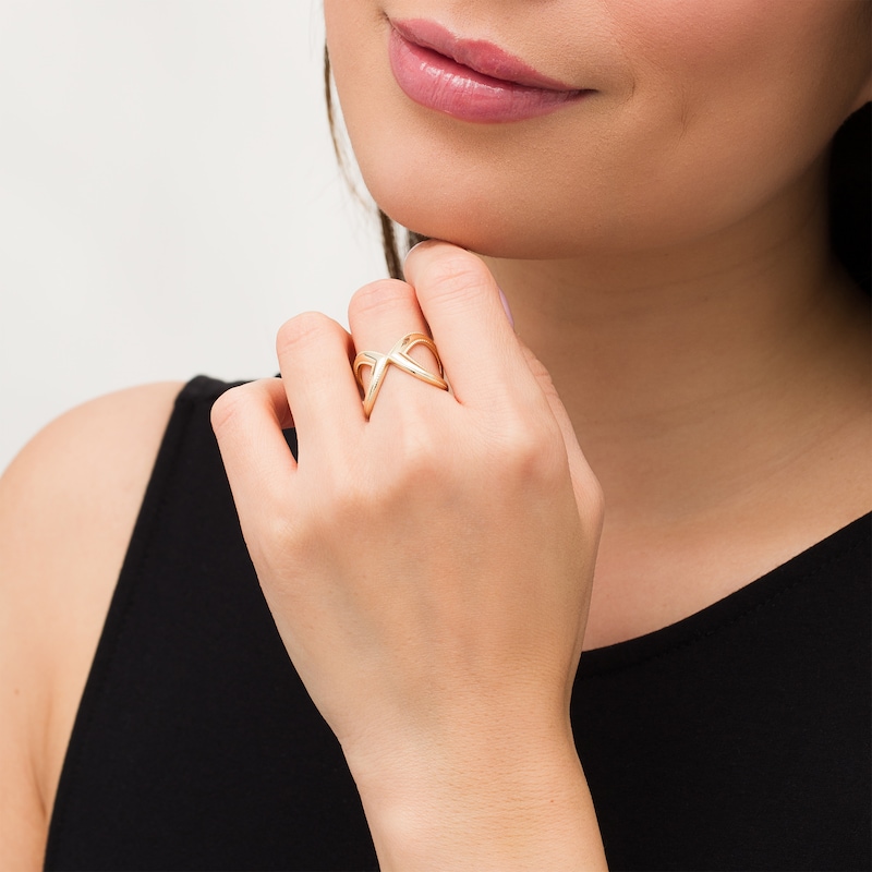 Main Image 2 of Vintage-Style Heart Profile Ring in 10K Gold - Size 7