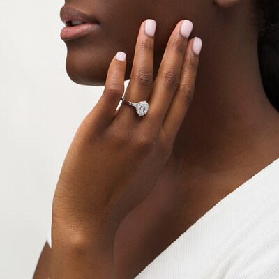 Total Item weight 8.5 g. Ring Size 6.5 Alloy Cubic Zirconia Wedding Set Women Ring Total Item weight 8.5 g. Ring Size 6.5 Alloy Cubic Zirconia Wedding Set Women Ring