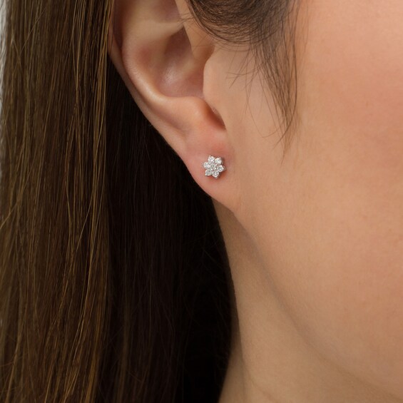 1/5 CT. T.W. Composite Diamond Snowflake Stud Earrings in 10K White Gold 1/5 CT. T.W. Composite Diamond Snowflake Stud Earrings in 10K White Gold
