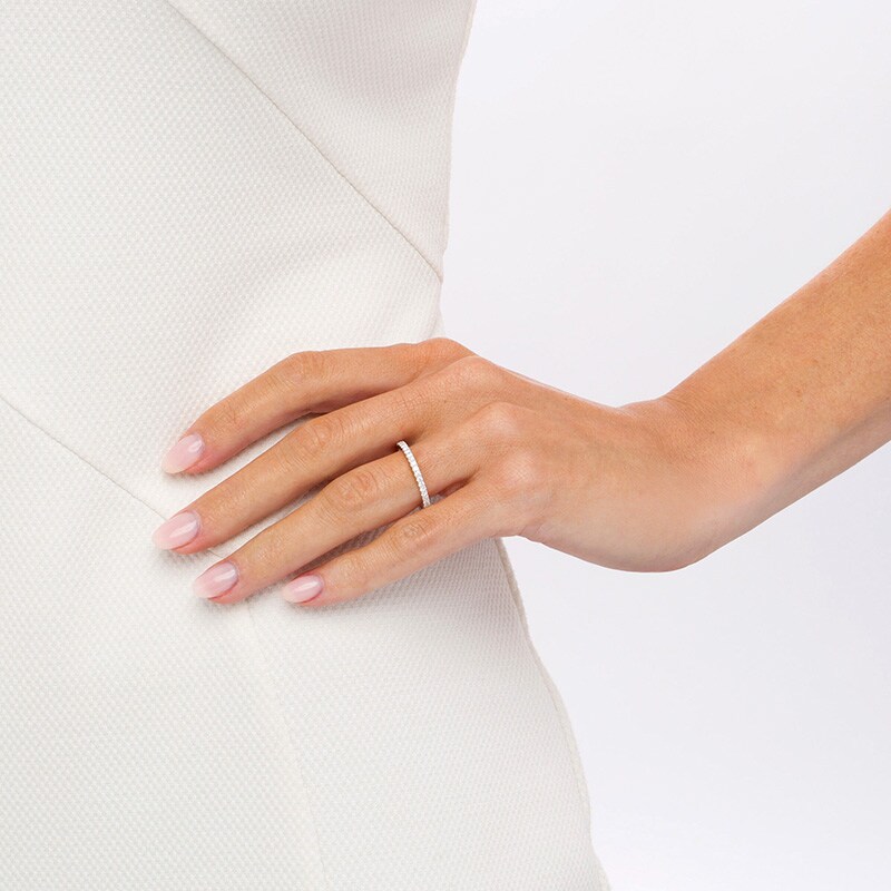 Main Image 2 of 1/4 CT. T.W. Certified Diamond Anniversary Band in Platinum (I/SI2)