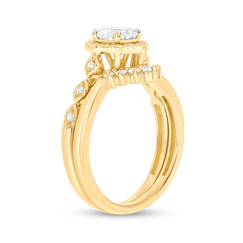 Main Image 2 of 3/4 CT. T.W. Oval Diamond Frame Vintage-Style Bridal Set in 14K Gold (I/I2)