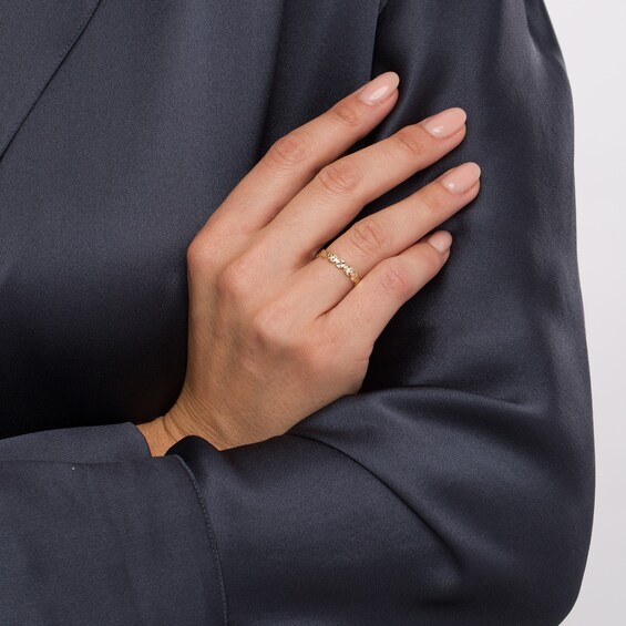 Multi-Finish Graduated Disc Stackable Band in 10K Gold