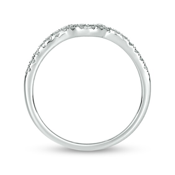 1 CT. T.w. Oval Diamond Bridal Set in 14K White Gold (I/I2)