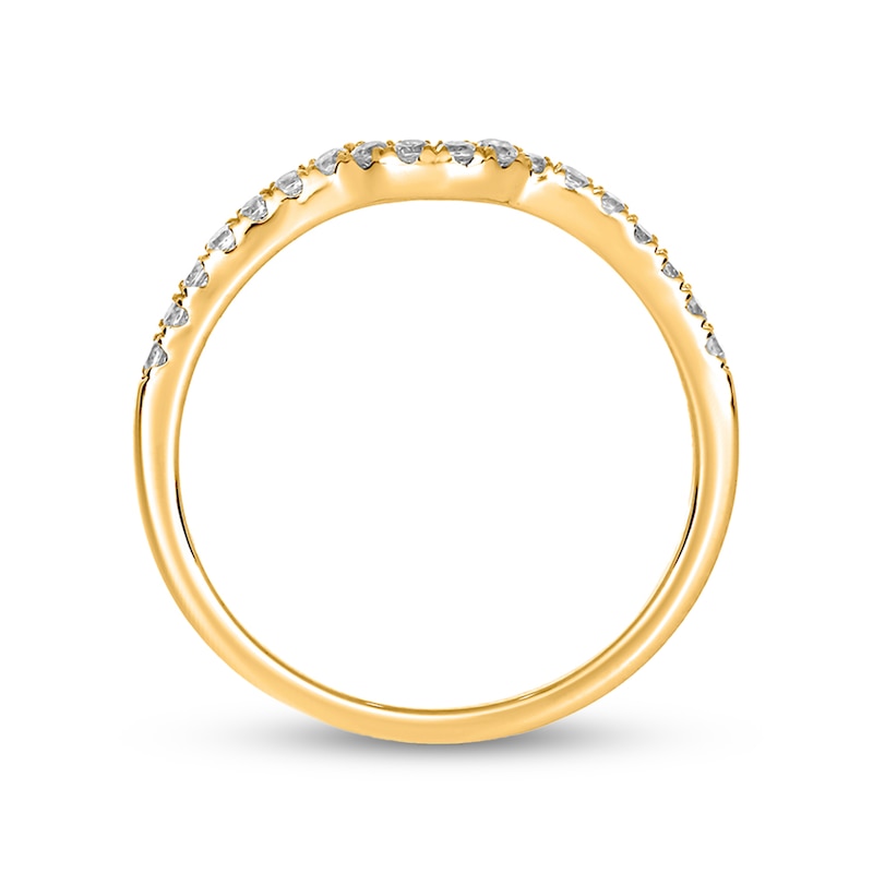 Main Image 4 of 1 CT. T.W. Oval Diamond Bridal Set in 14K Gold (I/I2)