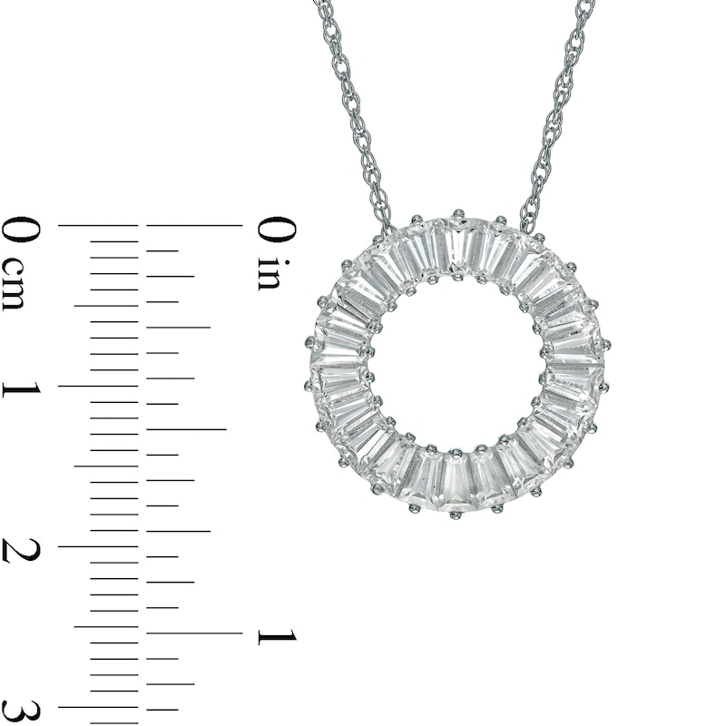 Clasp Front Circle Pendant Eye Center Necklace, Silver