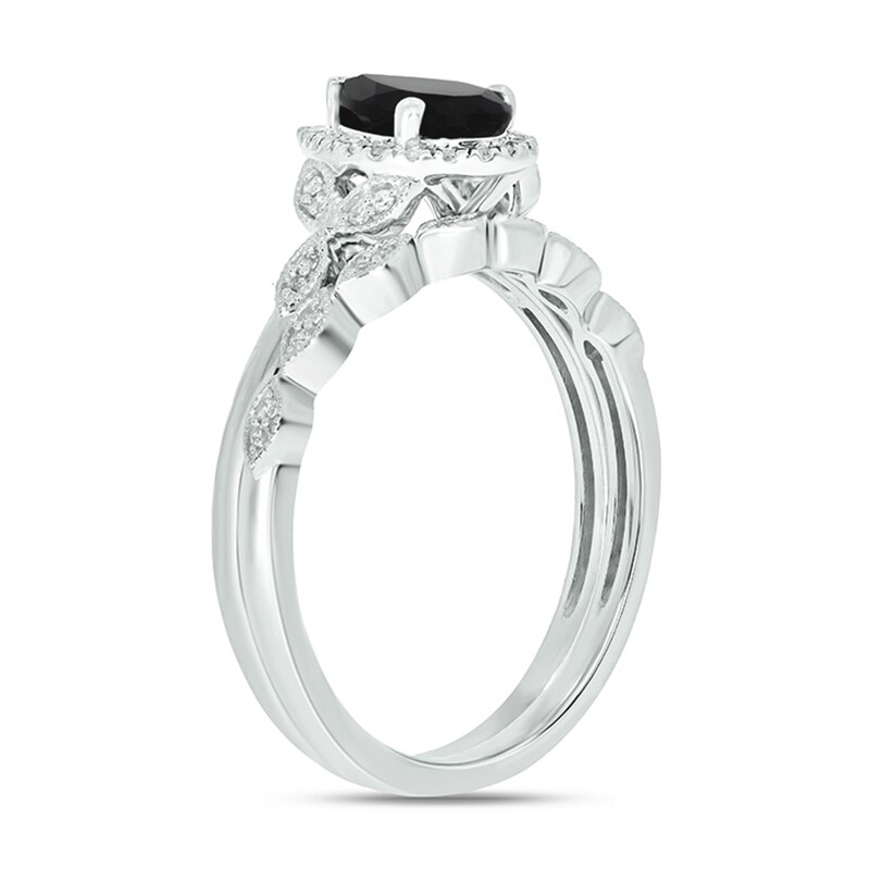 Main Image 2 of Pear-Shaped Black Sapphire and 1/6 CT. T.W. Diamond Frame Leaf-Sides Vintage-Style Bridal Set in 10K White Gold