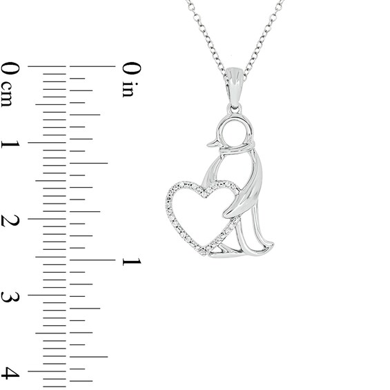 1/20 CT. T.w. Diamond Penguin with Heart Pendant in Sterling Silver