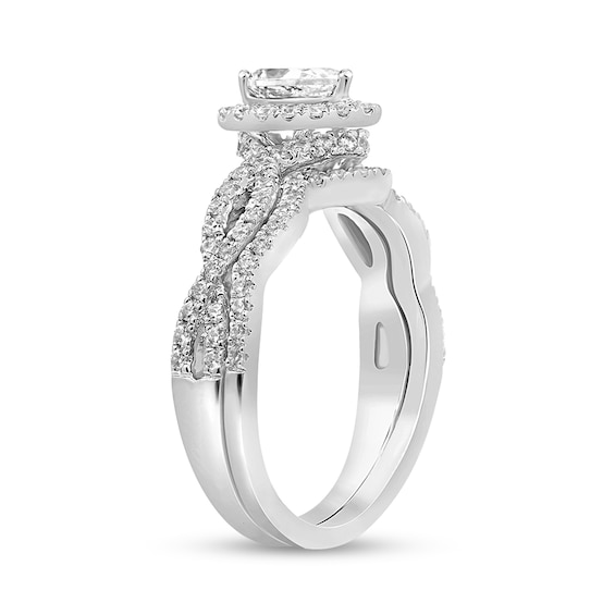 1 CT. T.w. Pear-Shaped Diamond Twist Shank Bridal Set in 14K White Gold (I/I2)
