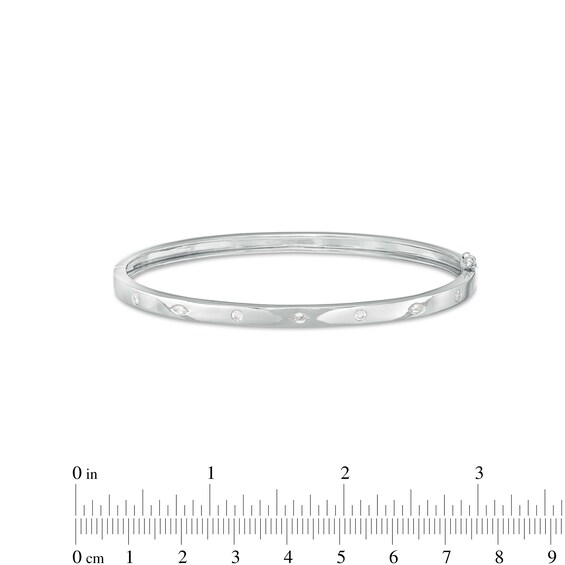 1/3 CT. T.w. Marquise and Round Diamond Alternating Bangle in 10K White Gold â 7.5"