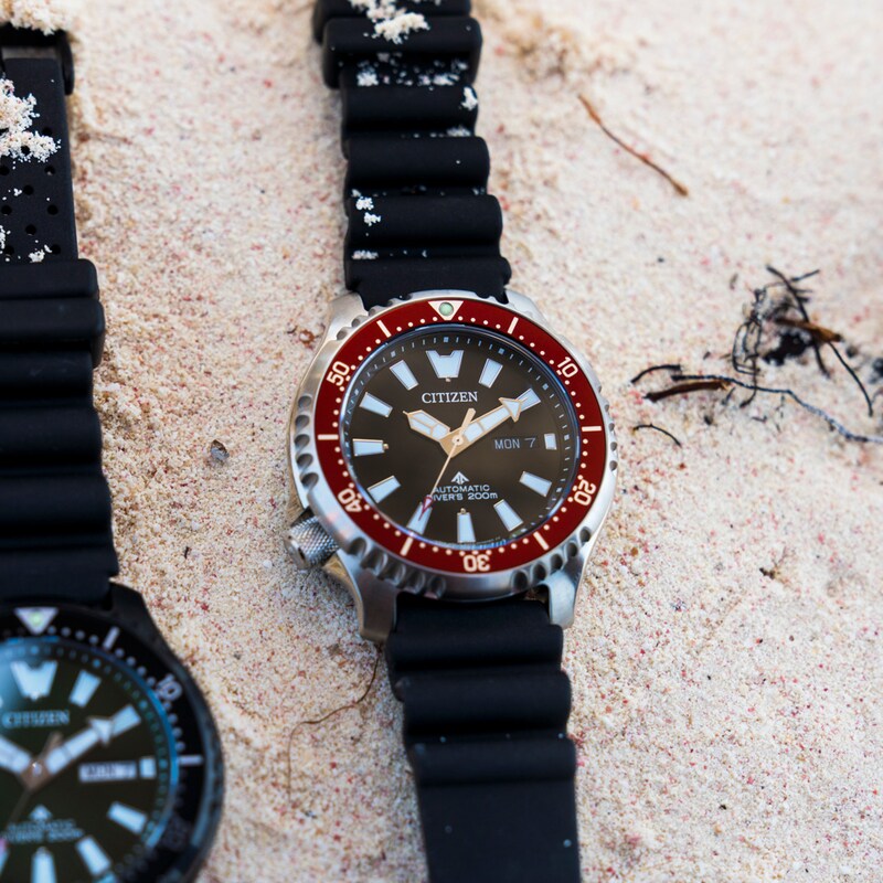 citizen rubber strap watch