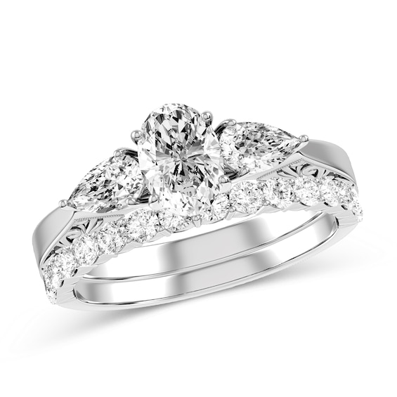 Oval Diamond Bridal Set in 10K White Gold