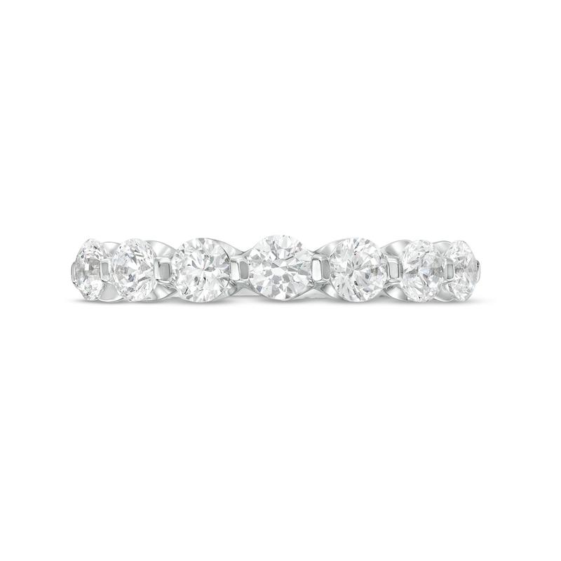 Main Image 4 of 1 CT. T.W. Diamond Seven Stone Scallop Edge Anniversary Band in 14K White Gold