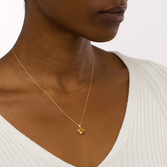8.0mm Cushion-Cut Citrine Tilted Split Bail Pendant in 10K Gold