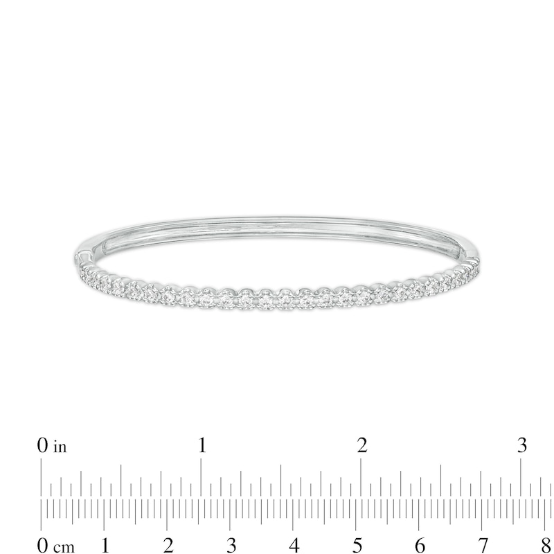 18k White Gold Diamond Bangle Bracelet - 1ct tw