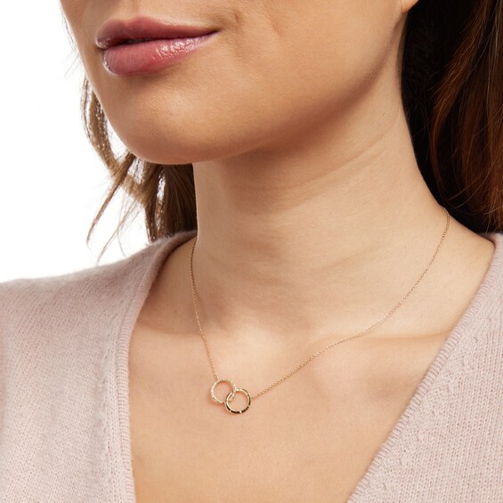 1/20 CT. T.w. Diamond Interlocking Circle Necklace in 10K Gold â 17"