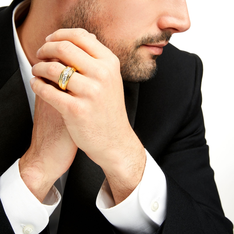 Main Image 2 of Men's 1 CT. T.W. Diamond Large and Small Alternating Wedding Band in 10K Gold