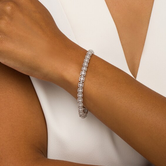 1/4 CT. T.w. Diamond Cushion-Shaped Frame Line Bracelet in Sterling Silver â 7.5"