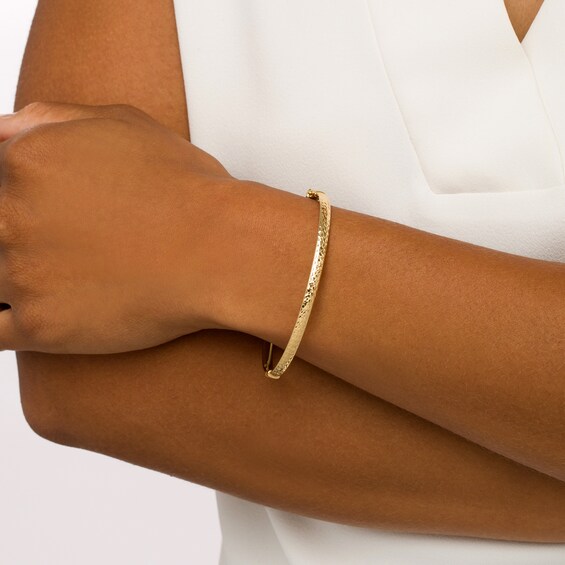 Oro Diamanteâ¢ 4.0mm Diamond-Cut Bangle in Hollow 14K Gold