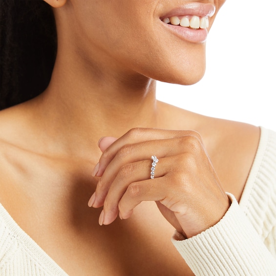 1 CT. T.w. Certified Lab-Grown Diamond Seven Stone Contour Anniversary Band in 14K White Gold (F/Vs2)