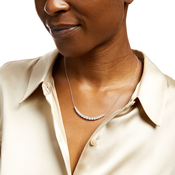 3 CT. T.w. Certified Lab-Grown Diamond Graduated Curved Bar Necklace in 14K White Gold (F/Si2)
