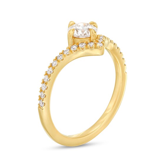 You're the Oneâ¢ 3/4 CT. T.w. Certified Lab-Grown Diamond Chevron Engagement Ring in 14K Gold (F/Si2)